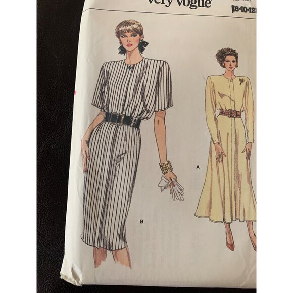 Vogue Misses Dress Sewing Pattern 9830 Size 8 10 12 - Uncut - Picture 9 of 11
